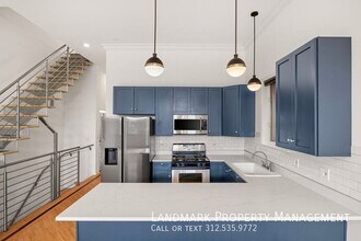 1755 N Artesian Ave in Chicago, IL - Building Photo - Building Photo