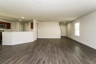 5571 Latta Plantation Dr in Katy, TX - Building Photo - Building Photo