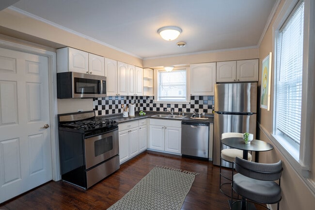 17649 Dundee Ave in Homewood, IL - Building Photo - Building Photo