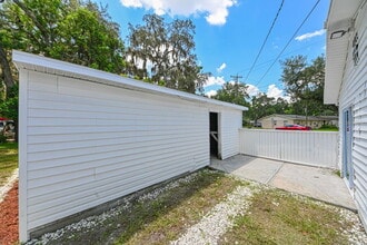 5620 1st St in Zephyrhills, FL - Building Photo - Building Photo