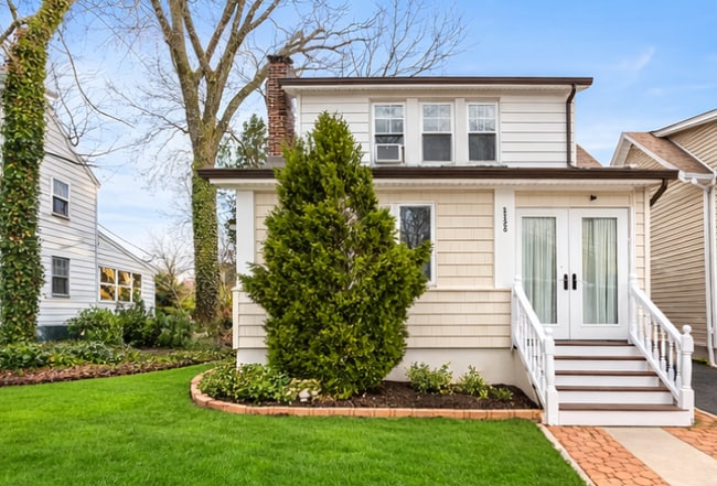 1128 Caldwell Ave, Unit Fl 2