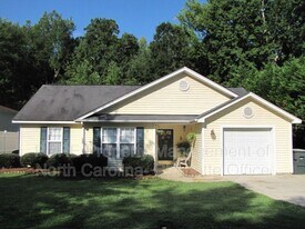 3385 Hunting Wood Ct in Gastonia, NC - Building Photo