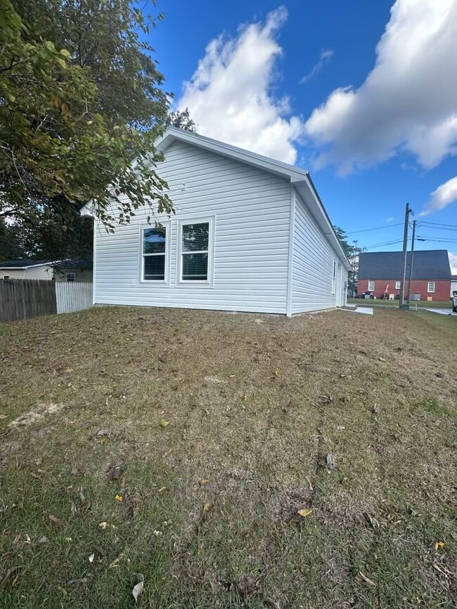 405 Apple Ln in Conway, SC - Building Photo - Building Photo