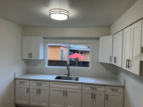 637 W 41st St, Unit 637 W. 41st Street in Los Angeles, CA - Foto de edificio - Building Photo