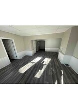 576 High St NE, Unit 1 in Canal Fulton, OH - Building Photo - Building Photo