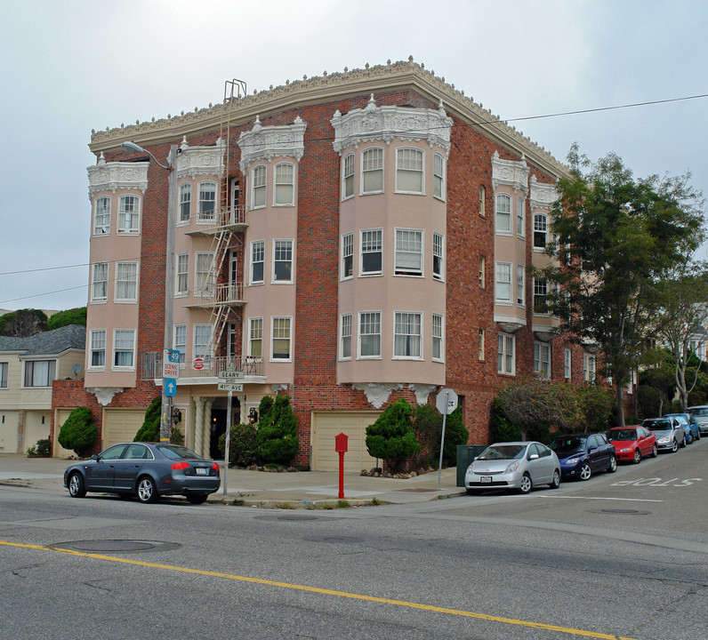 7700 Geary Blvd in San Francisco, CA - Building Photo