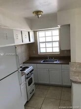 13130 NW 30th Ave-Unit -3 in Opa Locka, FL - Foto de edificio - Building Photo