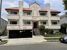 11913 Avon Way Apartments