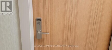 8960 Jane St in Vaughan, ON - Building Photo - Building Photo