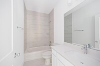 835 Paul Quinn St photo'