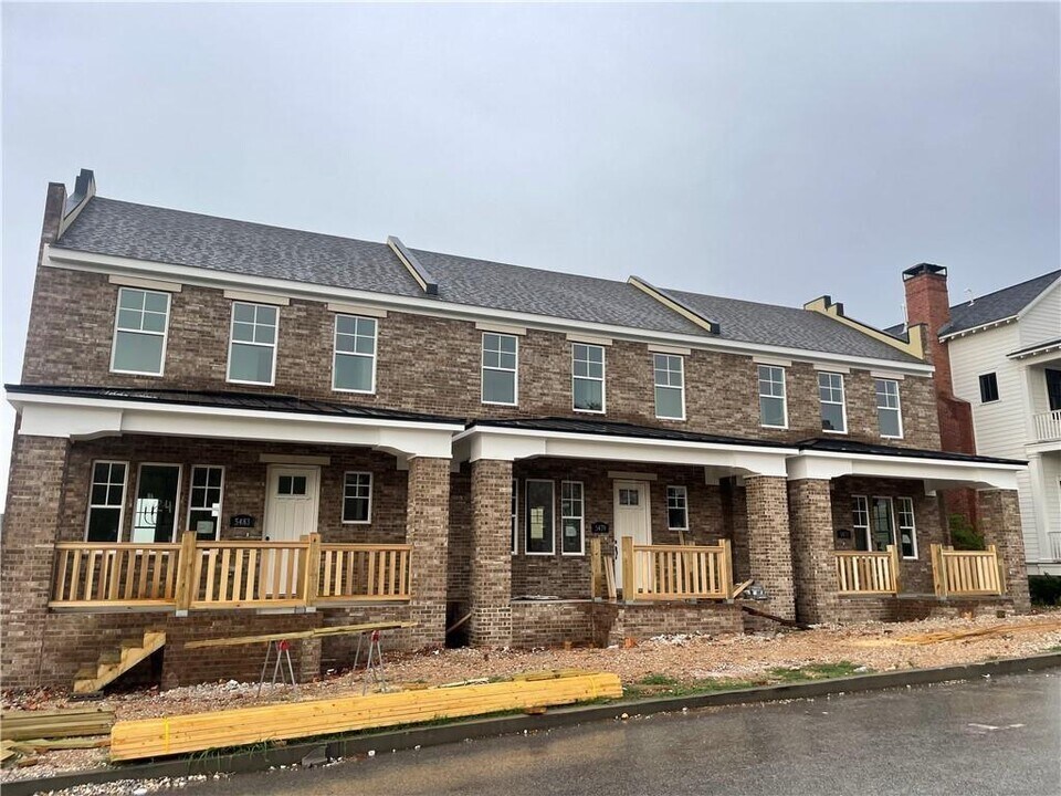 5483 Hackett St in Springdale, AR - Building Photo