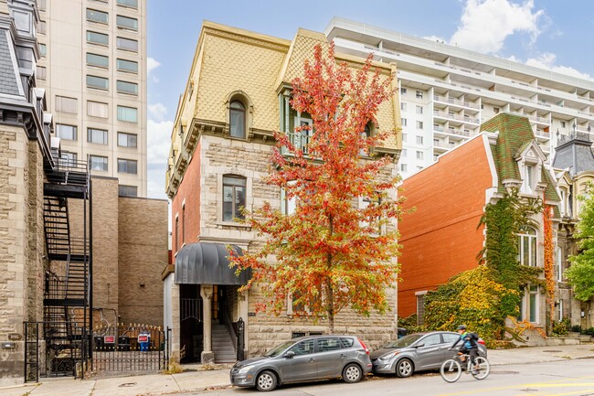 3406 Saint-Hubert in Montréal, QC - Building Photo - Building Photo