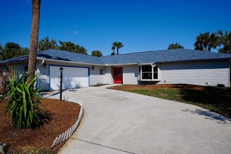 370 11th Pl SW in Vero Beach, FL - Building Photo - Building Photo