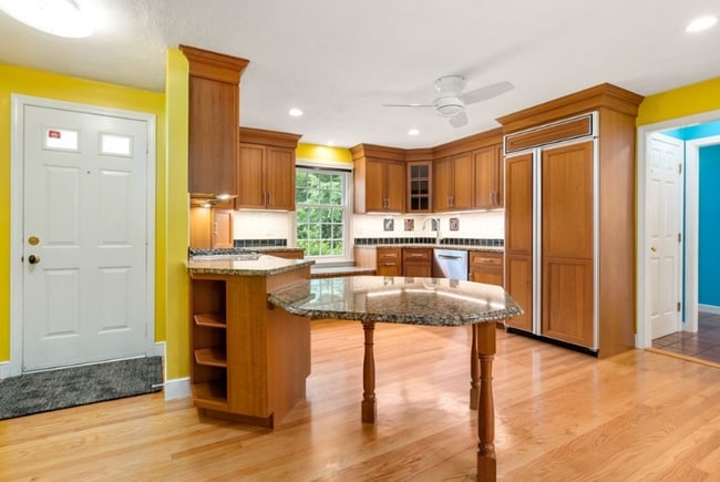 55 Park Ave in Wellesley, MA - Building Photo - Building Photo
