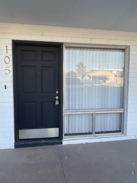 301 W Helen St in Tucson, AZ - Building Photo