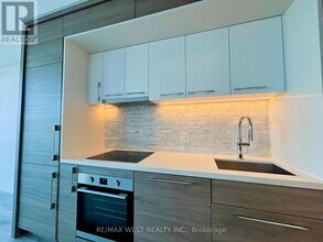 29 Green Trail Court in Toronto, ON - Building Photo - Building Photo