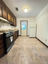 718 Mills Ave in Pensacola, FL - Building Photo - Building Photo