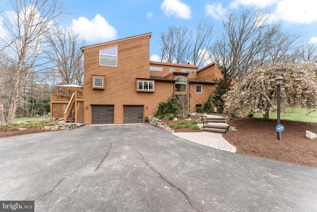 property at 1038 Hopewell Rd