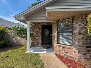 3241 Braxton Cir in Pensacola, FL - Building Photo - Building Photo