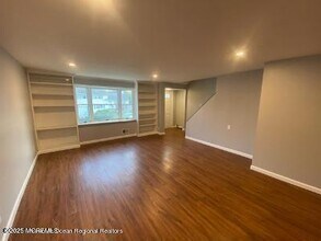 13 Clarence Ave in Long Branch, NJ - Building Photo - Building Photo