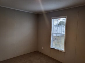 152 Beech in Highland, MI - Building Photo - Building Photo