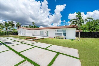 10113 SW 140th St in Miami, FL - Building Photo - Building Photo