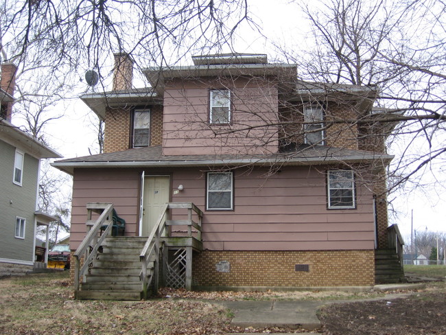 11 Nicholson St in Joliet, IL - Building Photo - Building Photo