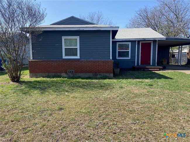 property at 515 Meggs St