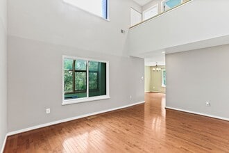 10069 Cape Ann Dr in Columbia, MD - Building Photo - Building Photo