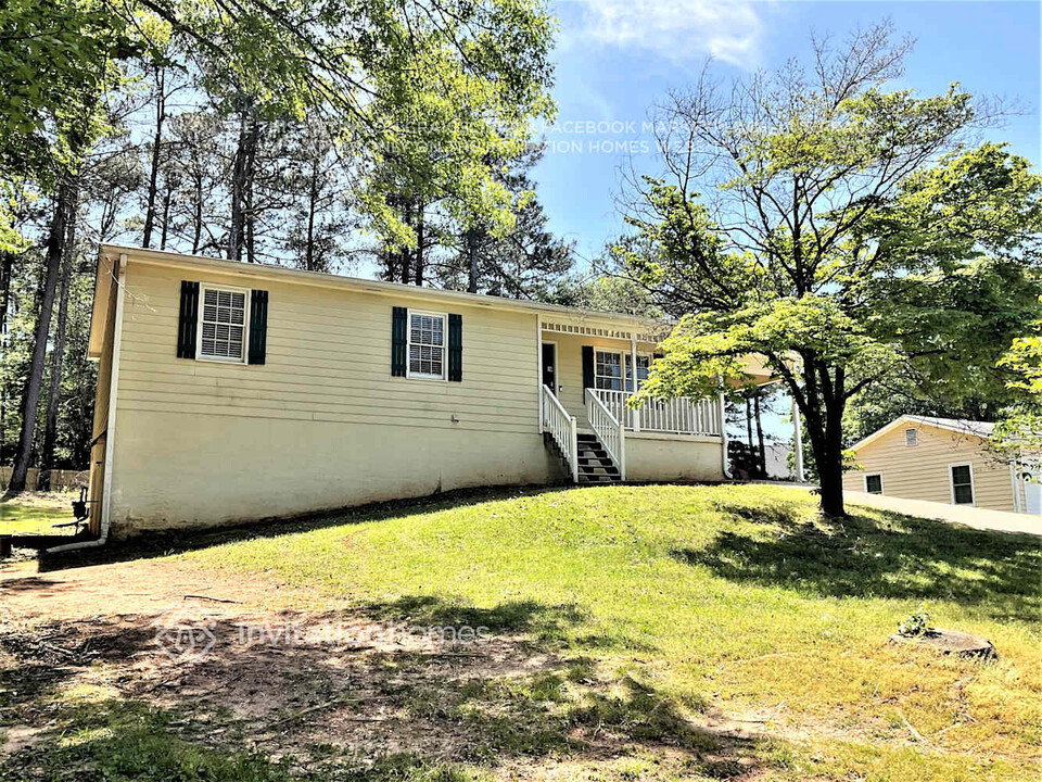 764 Marthas Dr in Lawrenceville, GA - Building Photo