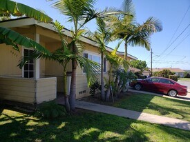 5457 Dorothy Dr in San Diego, CA - Building Photo