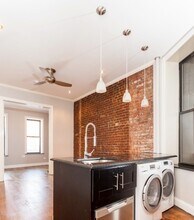 60 Avenue B, Unit 1D in New York, NY - Foto de edificio - Building Photo