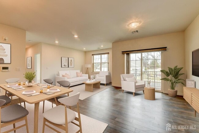 property at 722 Lorhan Dr