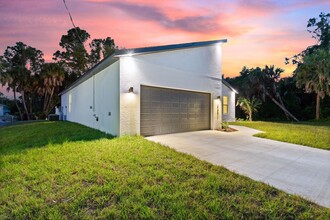 2003 Ribbon Terrace-Unit -114 in North Port, FL - Building Photo - Building Photo