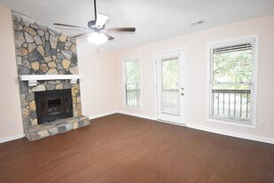 1816 Tryon Dr in Fayetteville, NC - Building Photo