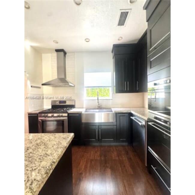 1700 SW 16th Ter in Miami, FL - Building Photo - Building Photo