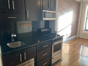 20 Prince St in New York, NY - Building Photo - Building Photo