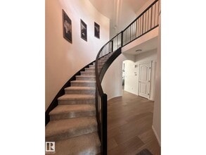 3511 Checknita Point SW in Edmonton, AB - Building Photo - Building Photo