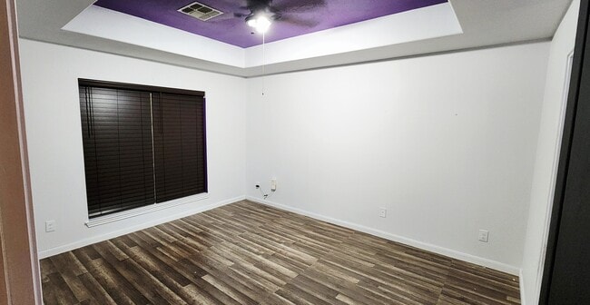 7727 Palomino Ct in Elmendorf, TX - Foto de edificio - Building Photo