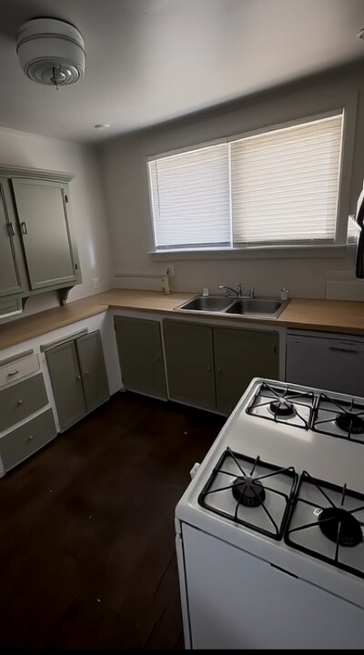 801 E 7th St in Pueblo, CO - Building Photo