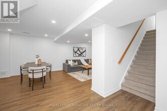 11 Eric Burke Ct in Hamilton, ON - Building Photo - Building Photo