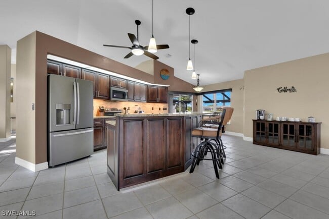226 NE 23rd Ave