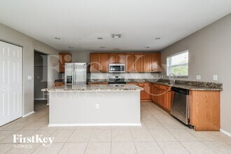 5455 Sandy Shell Dr in Apollo Beach, FL - Foto de edificio - Building Photo