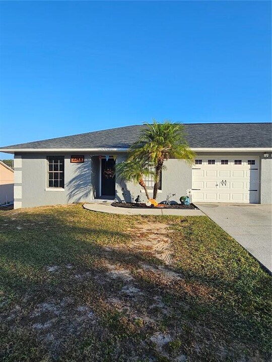 224 Ridge Crest Loop in Minneola, FL - Building Photo