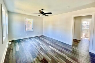 208 Carey Ave in Greer, SC - Building Photo - Building Photo