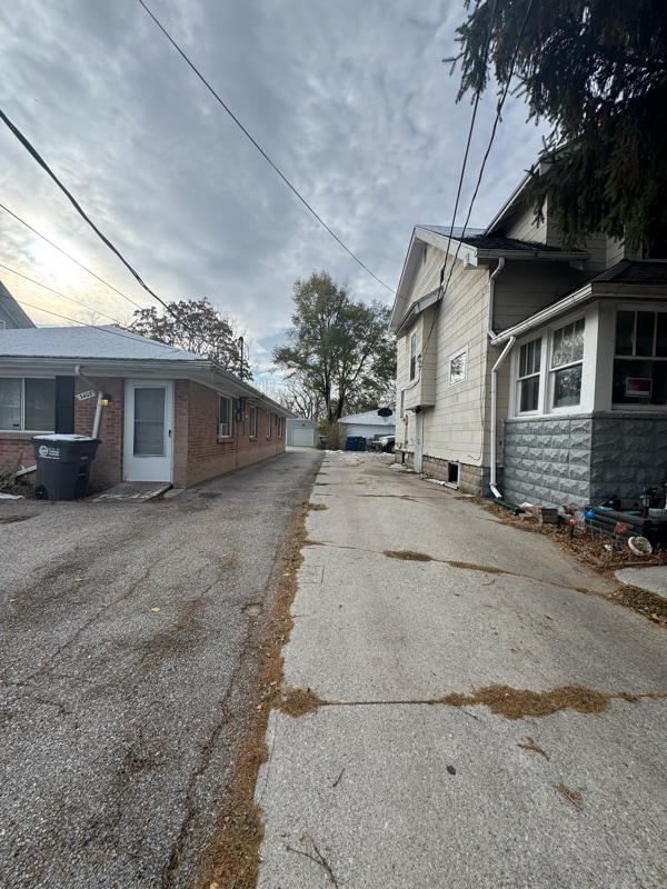 3408 E Manhattan Blvd in Toledo, OH - Building Photo - Building Photo