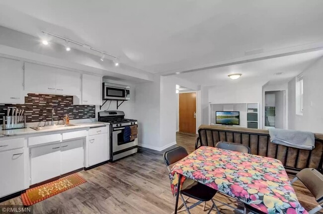 property at 3624 Columbus Ave.
