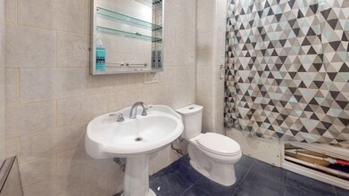 2 Mark St, Unit 1 in Boston, MA - Building Photo - Building Photo