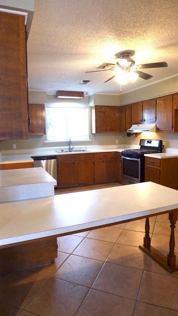 25 Hwy 87 in Comfort, TX - Building Photo - Building Photo