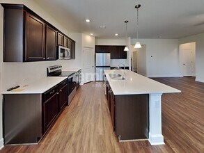 3228 Bridge Haven Dr in Zephyrhills, FL - Building Photo - Building Photo